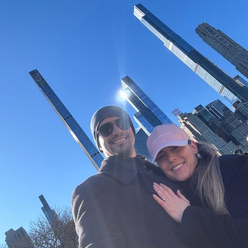 Nuestro primer día comprometidos