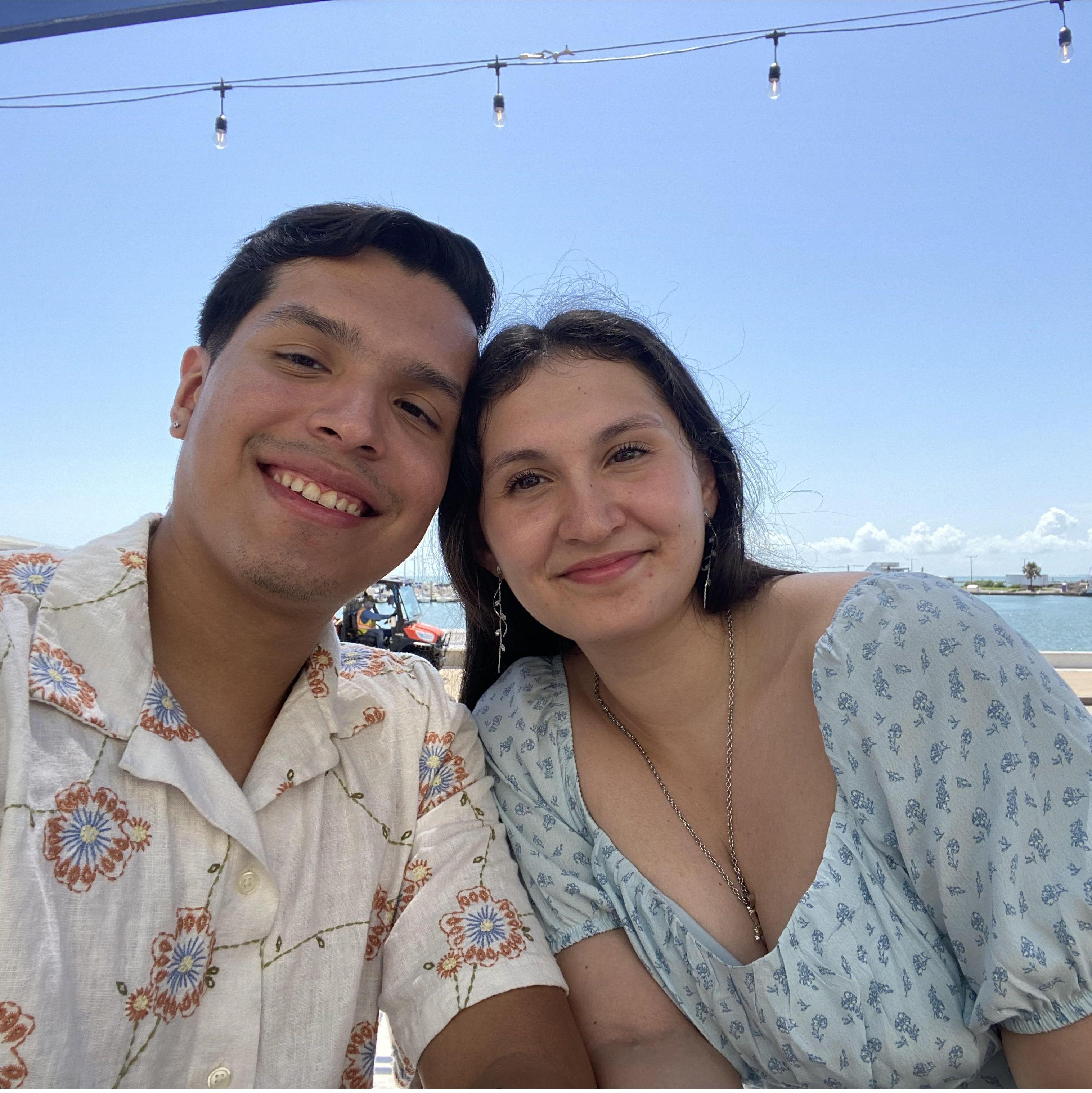 Our one year! / ¡Nuestro primer año!