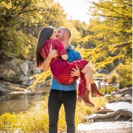 Engagement Photoshoot. Marble Falls, Texas. April, 2021