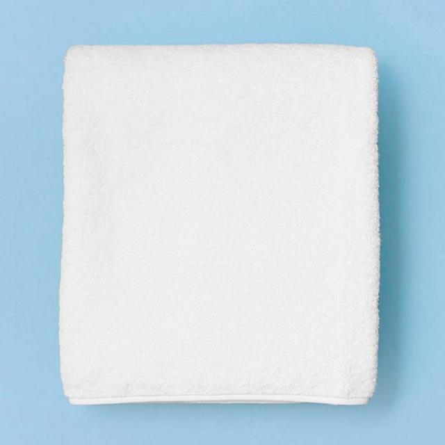 WEEZIE Monogrammed Bath Sheet