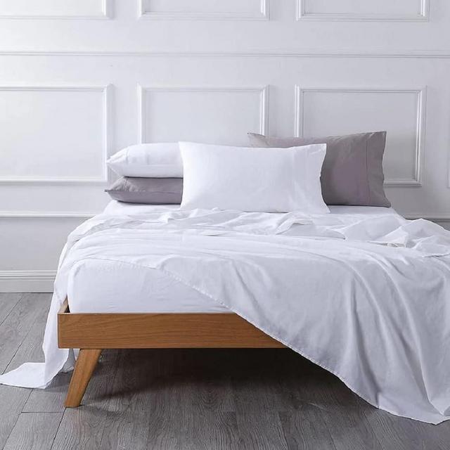 Royal Tradition Belgian Flax Linen and Cotton Blend Bed Sheets, Pre-Washed Linen Cotton, Breathable Percale Weave 150 GSM, 4pc Sheet Set (King, White)