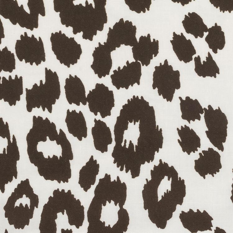 Iconic Leopard Wallpaper