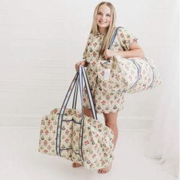 Quilted Luxe L Duffle Bag – Meadow