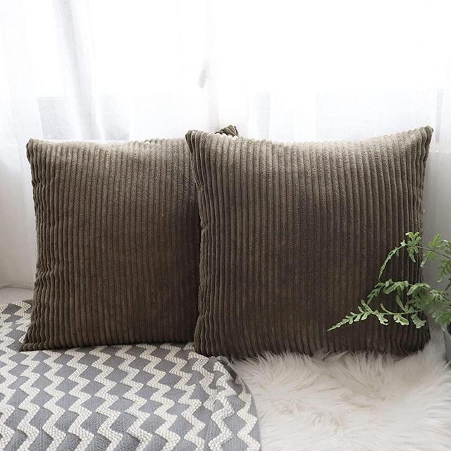 CHICHIC 18 x 18 Inch Pack of 2 Throw Pillow Covers, Square Couch Pillows Sets Cushion Covers Pillow Cases, Soft Decorative Throw Pillow Covers for Couch Bed Sofa Car Chair Bedroom, Olive Green