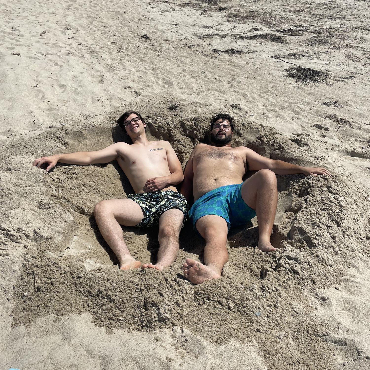 If there's one thing a man is going to do at the beach it's dig a hole, August 2023
