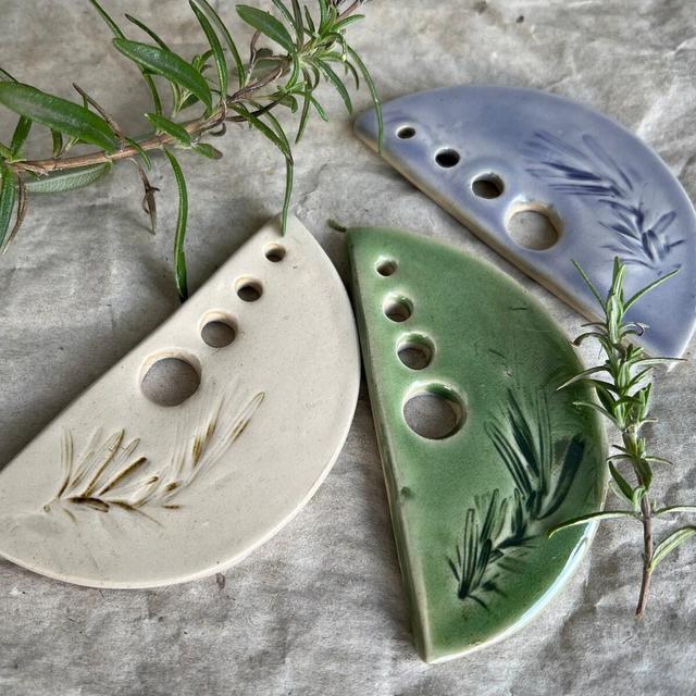 Mini Herb Stripper Rosemary green, Lavender or natural beige, kitchen utensils, pottery rustic accessory, cooking gadget gift idea for cook