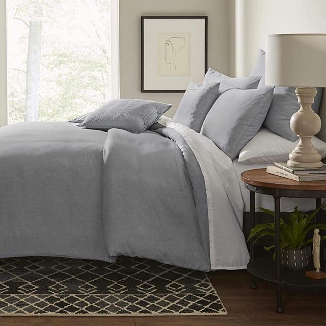 ED Ellen DeGeneres Dream Duvet Cover, Queen, Blue