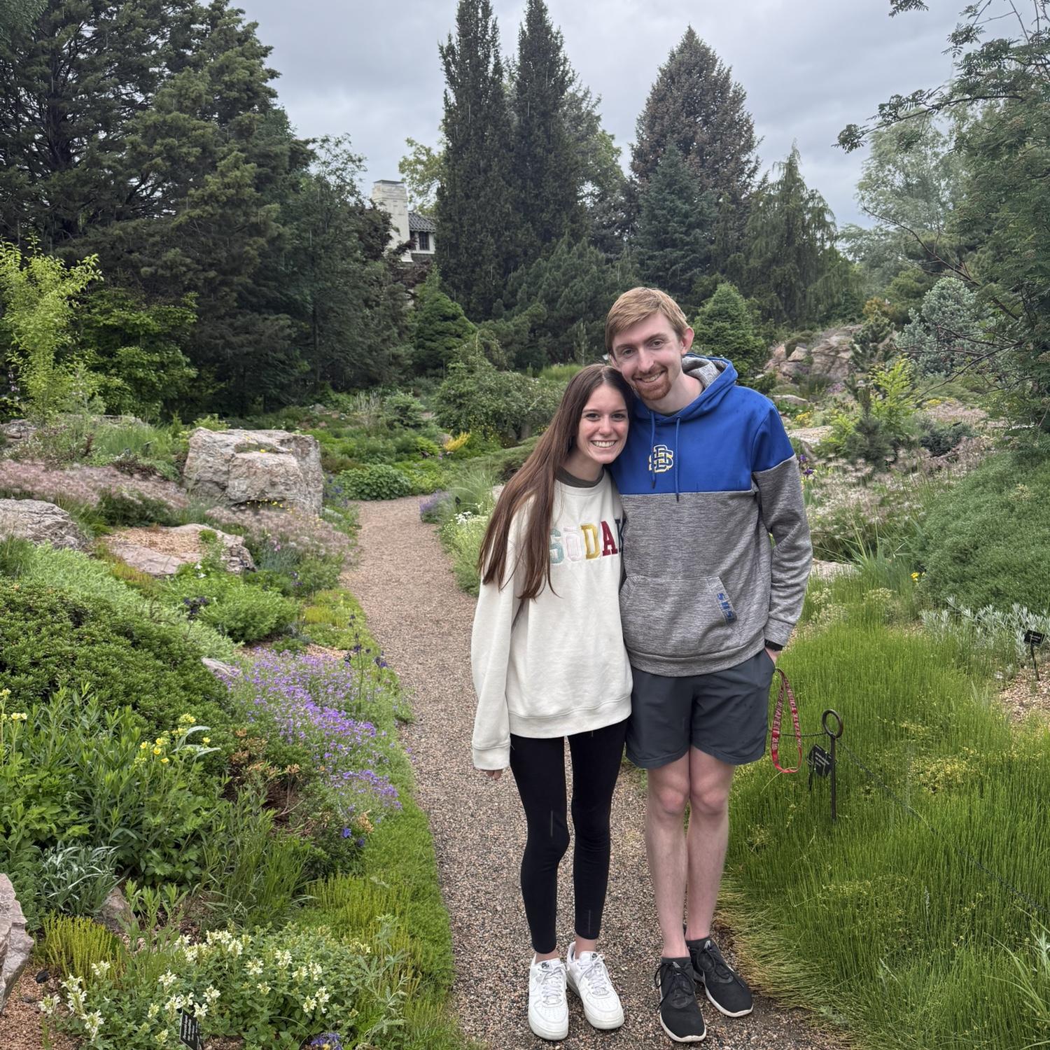 Colorado for a wedding and seeing Evan’s cousin!