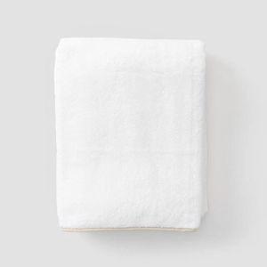 Signature Bath Towel - Sand on White
