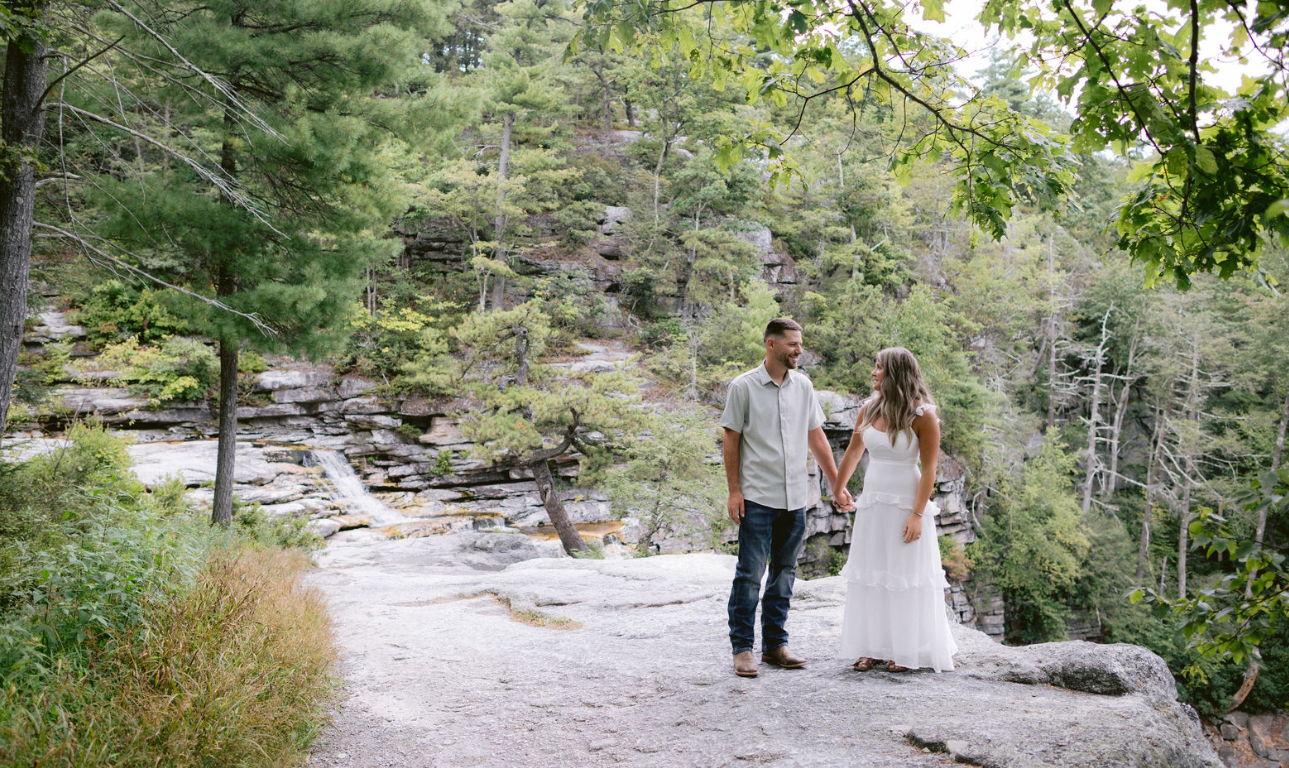 The Wedding Website of Kirsten Econom and Allen Taylor