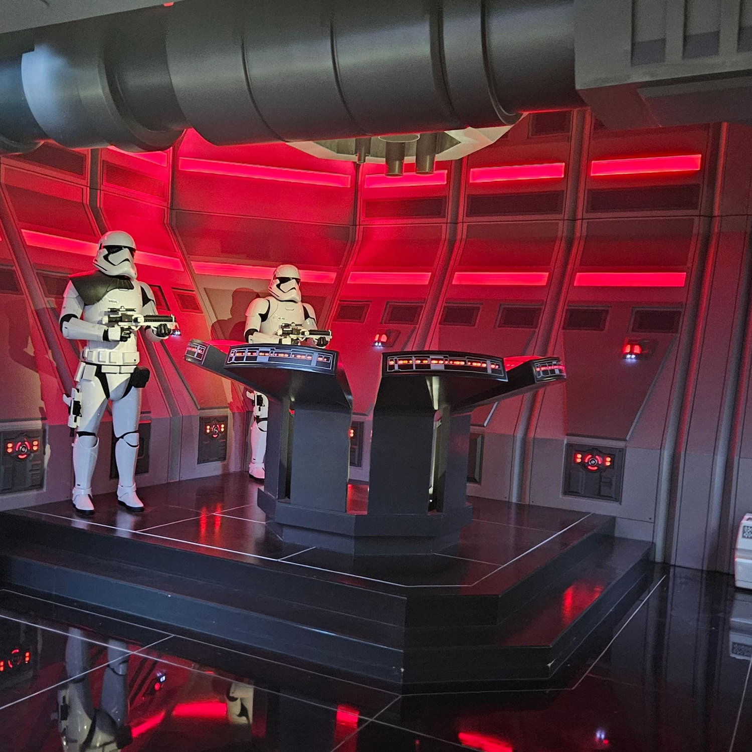 Star Tours -definitely the best ride!!!!