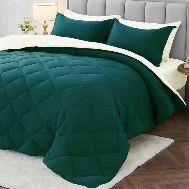 MUXHOMO 7 Pieces Queen Comforter Set, Reversible Bed in a Bag Queen Size, All Season Bedding Set with Comforter, Flat Sheet, Fitted Sheet, Pillowcases & Shams, Peacock Blue & Ivory