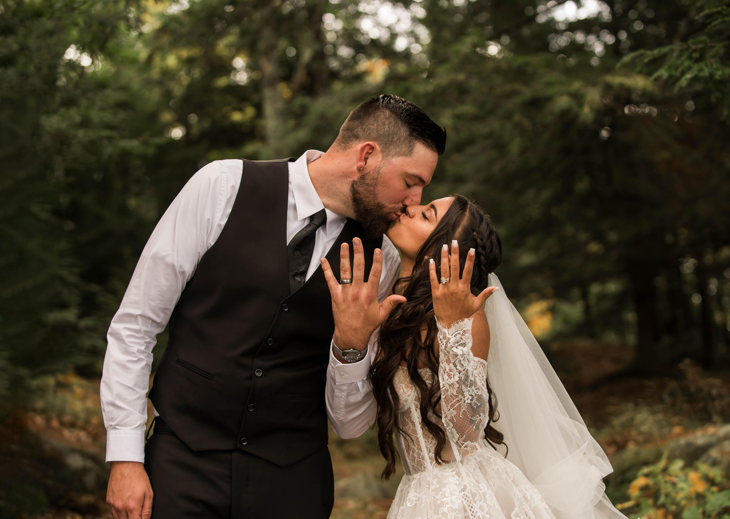 The Wedding Website of Timothy Martineck and Kiana Martineck