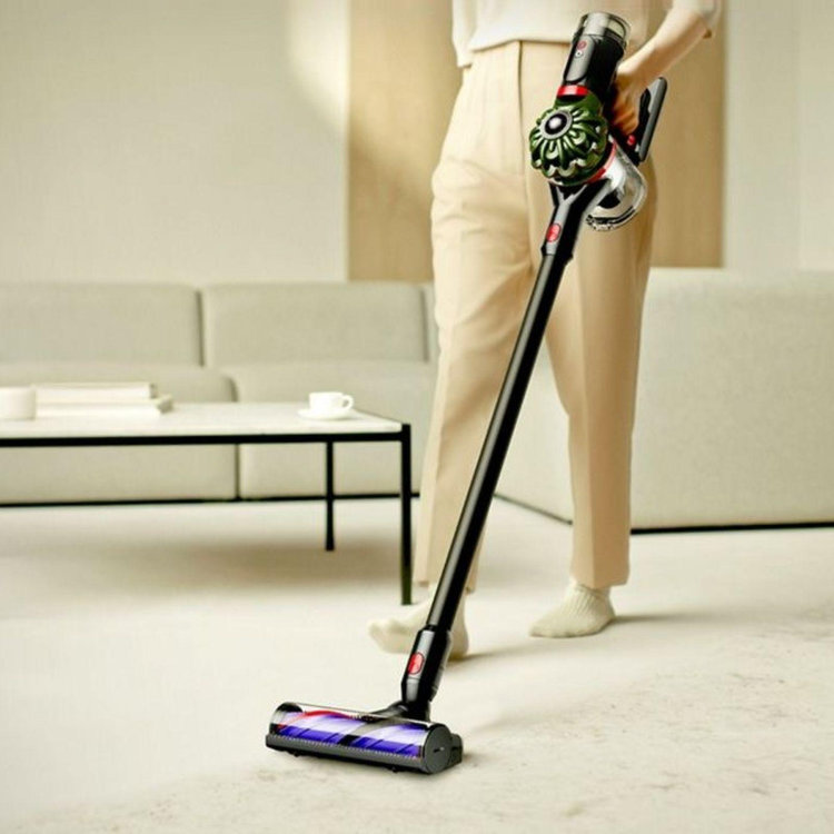 H*O様 Dyson v8 Dyson, V8 Cyclone Cordless Vacuum | Zola