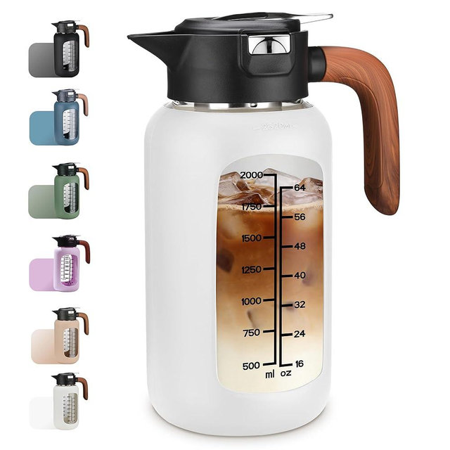 84oz Glass Pitcher with Lid and Handle Borosilicate Glass Water Jug/Carafe for Hot & Cold Beverages, 2.5Liter Large Pitcher with Silicone Sleeve & Wide Mouth, Fridge Safe for Iced Tea, Coffee, Juice