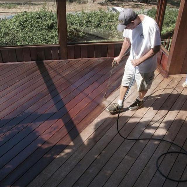 Deck stain
