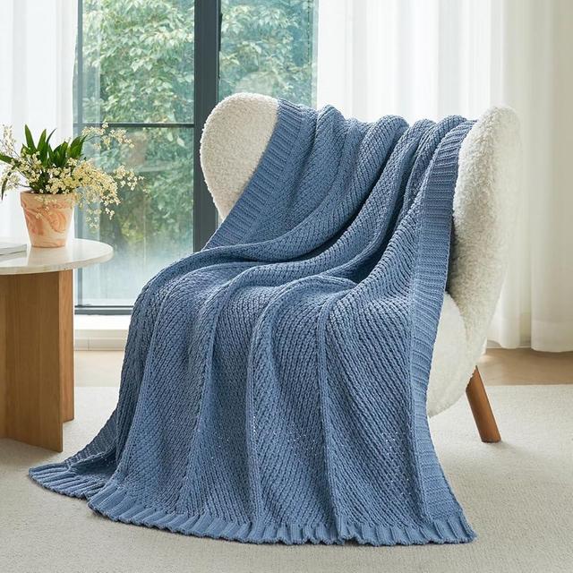 Amélie Home Knit Throw Blanket, Soft Chenille Cozy Breathable Chevron Chunky Decorative Blanket for Couch, Bed & Sofa, French-Inspired Lightweight Warm Gift for Women, Washed Blue, 50"x60"