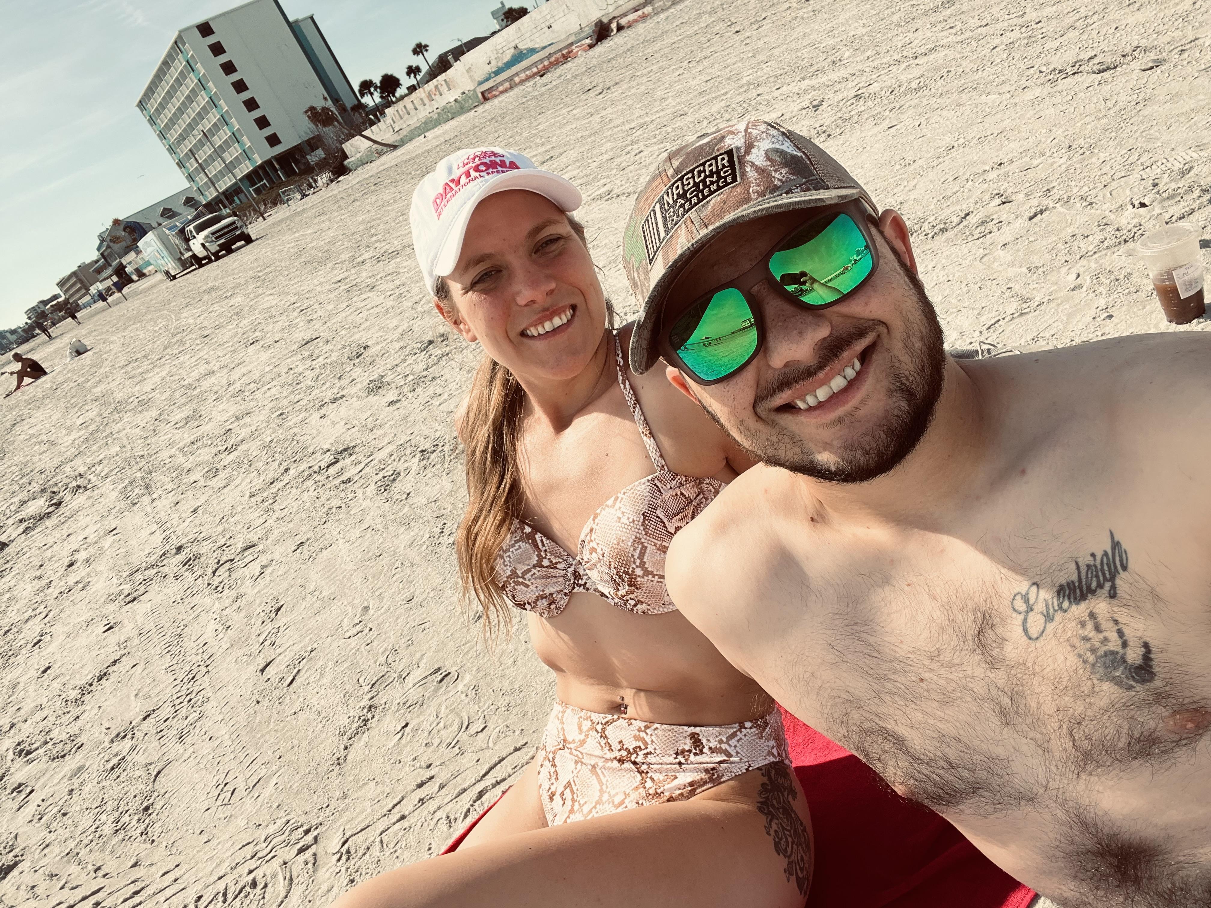 The Wedding Website of Hannah Biddle and Dilyn Monday