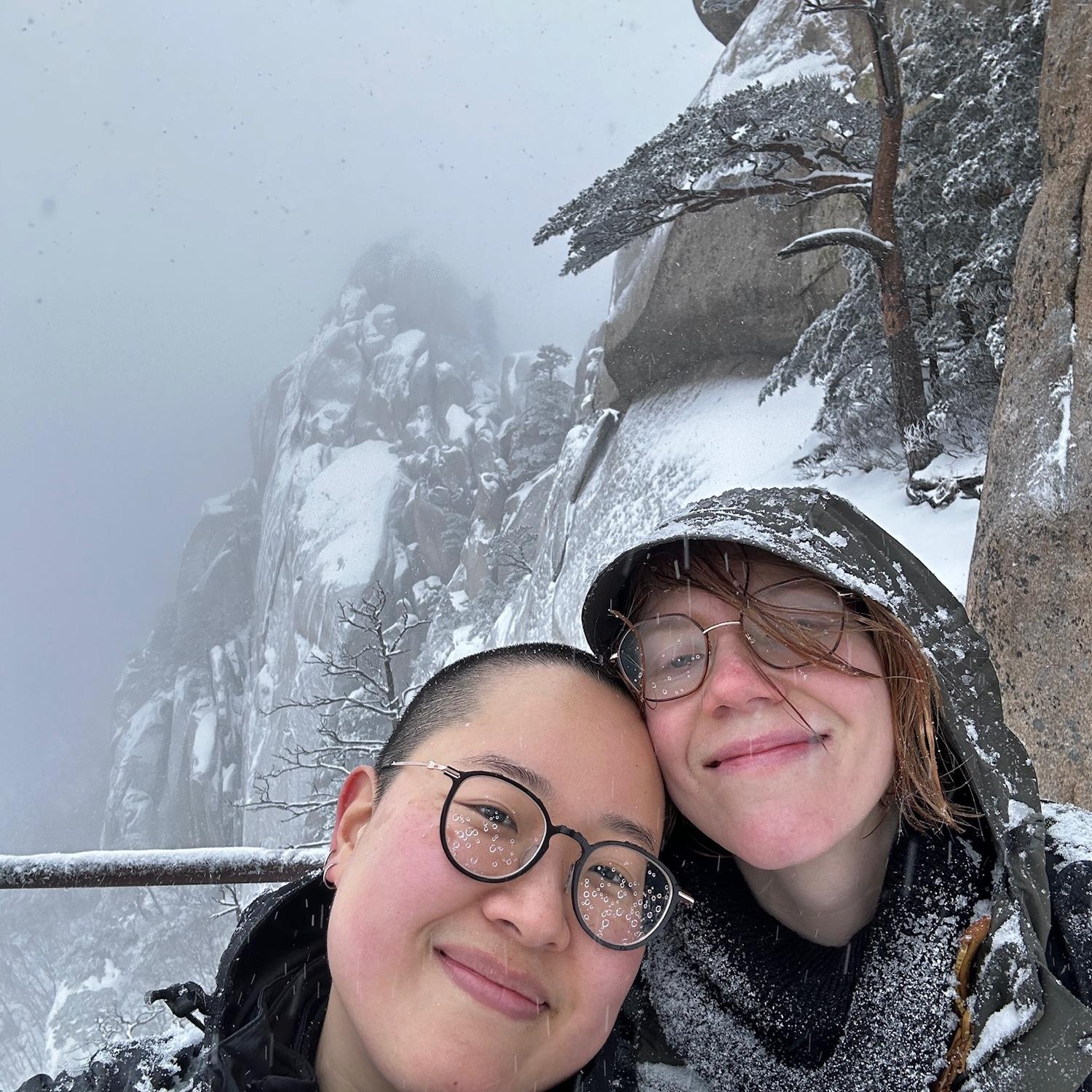 When Morgan and Emilie first started dating Morgan asked Emilie if she likes to hike. Emilie said “no”.