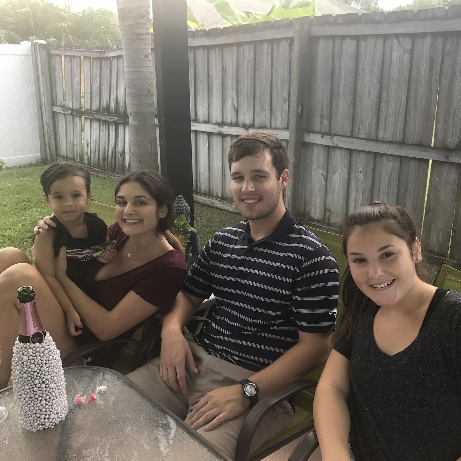 Ryan flew to Tampa to celebrate Mara’s 21st with family!