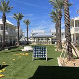 Pass Bungalows plus restaurants
