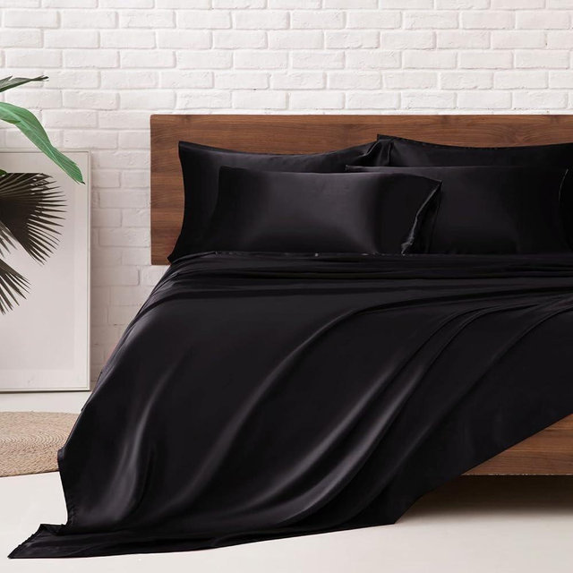 MR&HM Satin Bed Sheets, Full Size Sheets Set, 6 Pcs Silky Bedding Set with 15 Inches Deep Pocket for Mattress(Full, Black)