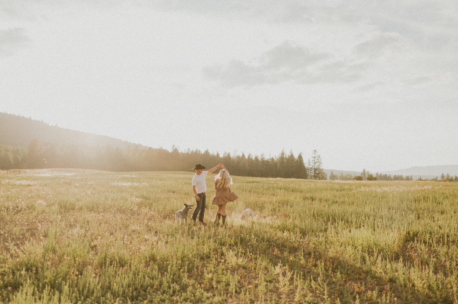 The Wedding Website of Makenzie Belisle and Garrett Radabah