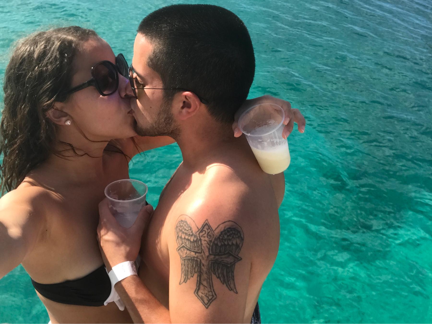The Wedding Website of Michael Czarnecki and Kilsy Castro Reynoso
