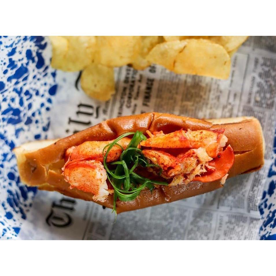 Garbo's Connecticut style Lobster Roll