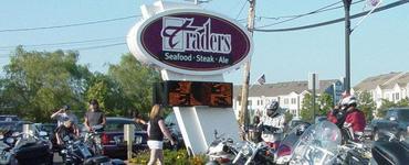 Traders Seafood Steak & Ale