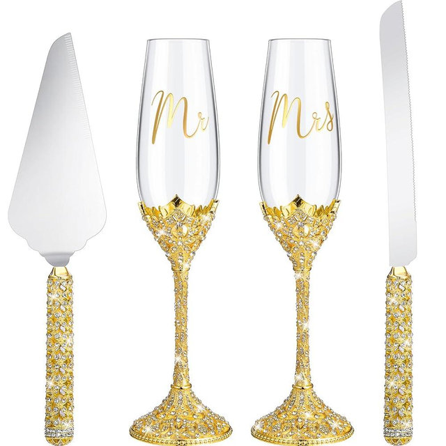 Sratte 4 Pcs Wedding Cake Knife and Champagne Flutes Server Set, Toasting Crystal Rhinestone Champagne Flutes Glasses Cake Knife Pie Server Wedding Gifts for Couple Bride Groom (Gold,Elegant)