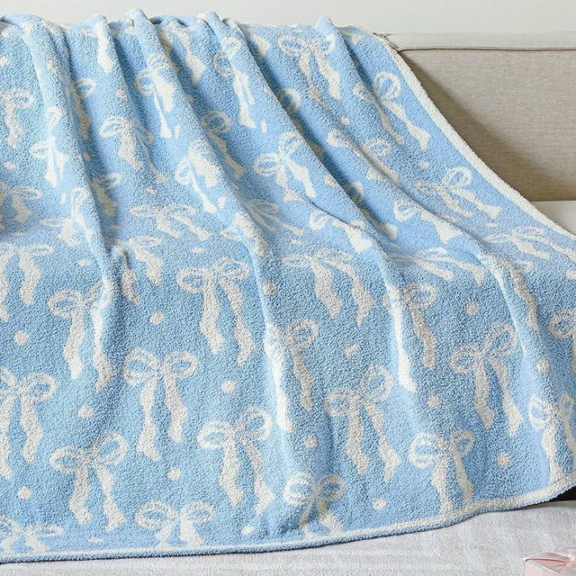 Buryeah Blue Bow Blanket Soft Microfiber Bow Throw Blanket 50"x 60" Coquette Aesthetic Preppy Bedding Stuff Plush Cute Dormitory Sofa Bed Room Decor Gifts for Women Winter Christmas
