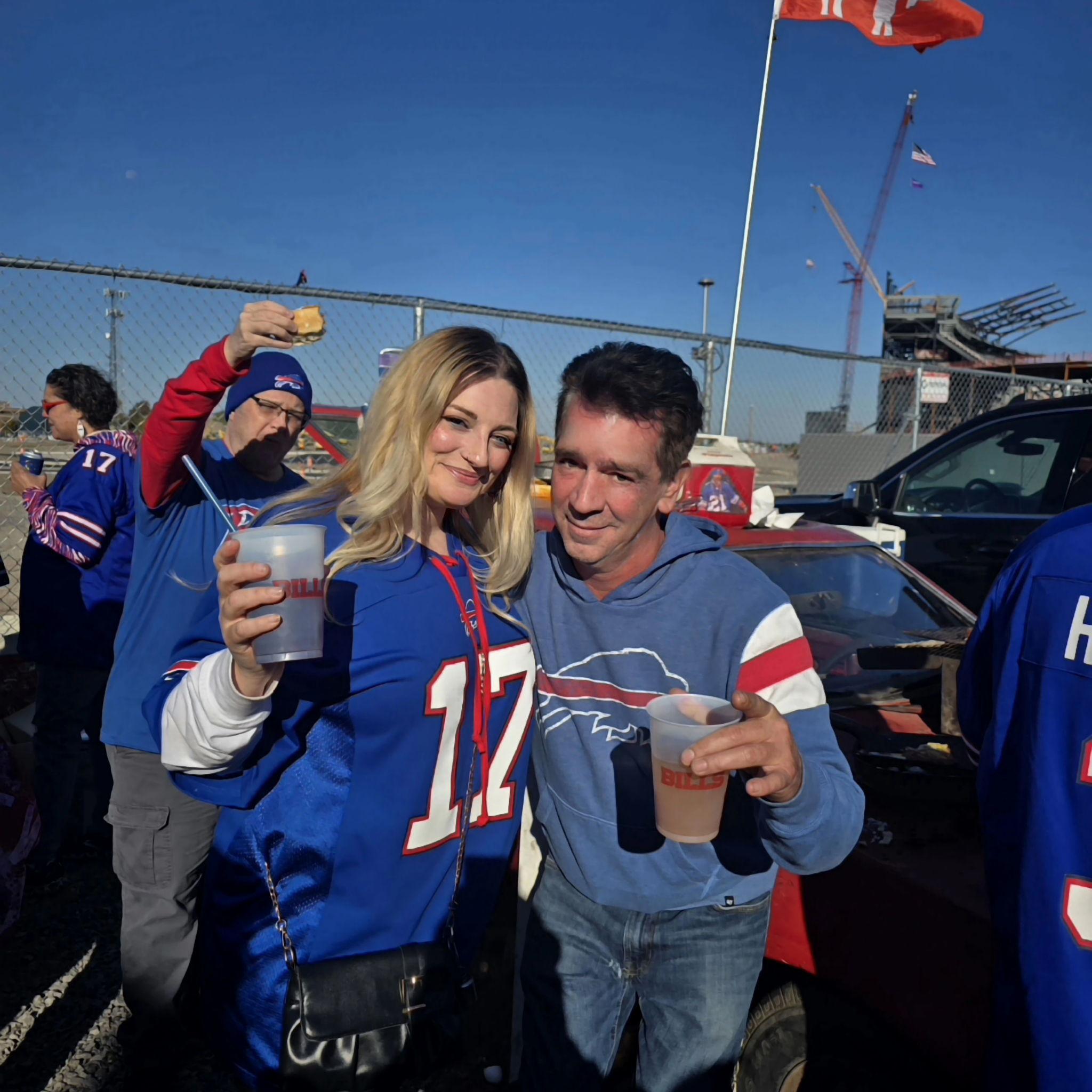 Tailgating fun in the Hammer Lot