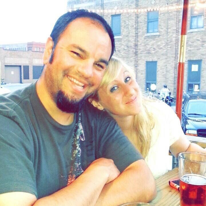 The Wedding Website of Danielle Washburn and Jaime Castaneda