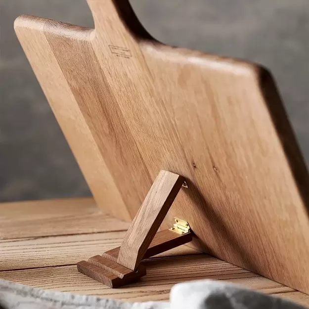 Oak Bookrest