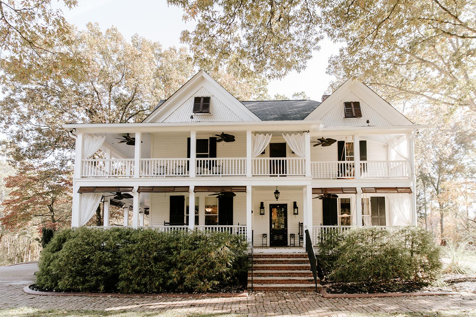 The Wedding Website of Emily Smith and Jared Zimmerman