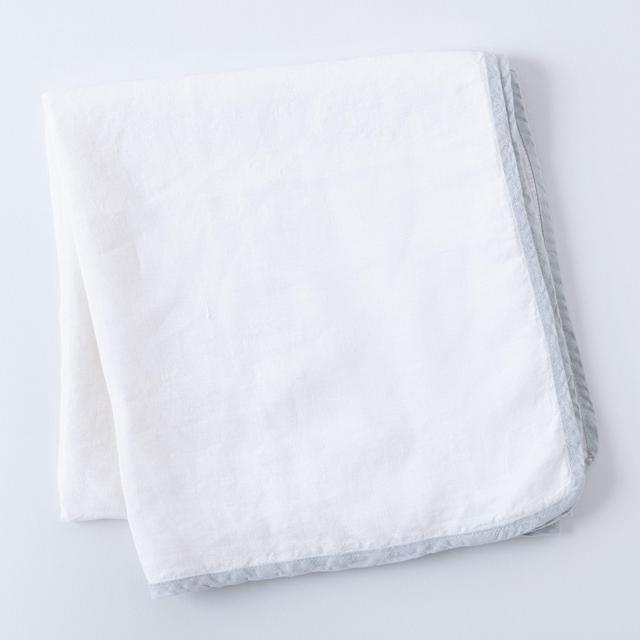 Fog Blue-Edged Linen Tablecloth - Medium