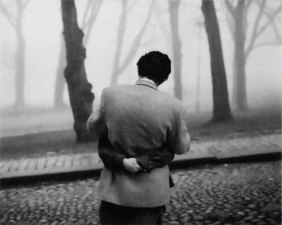 Pentti Sammallahti - Embrace, Finland 1983