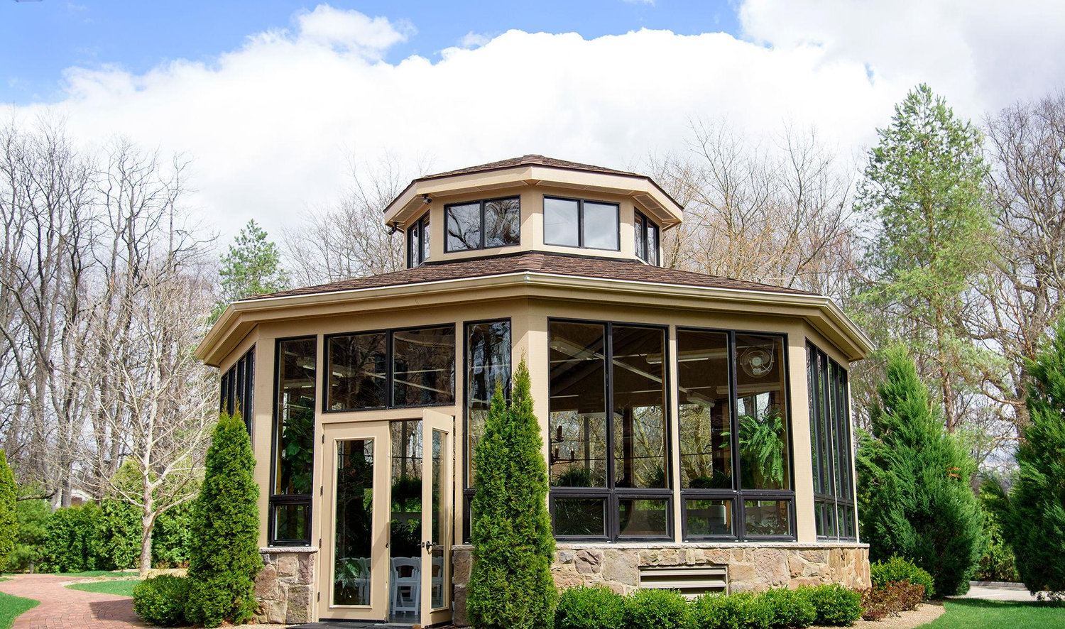 The Wedding Website of Madeline Allen and Luke Holle