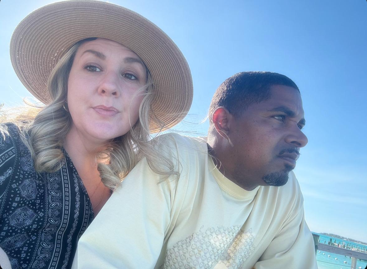 The Wedding Website of Jessi Eads and Kemale Cheatem