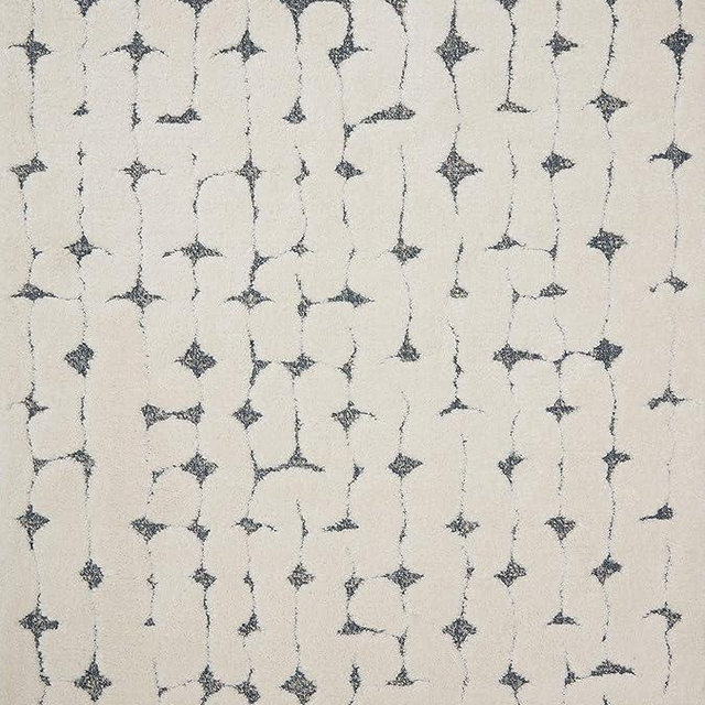 Loloi Hagen Collection HAG-04 White/Navy 6'-7" x 9'-2" Area Rug