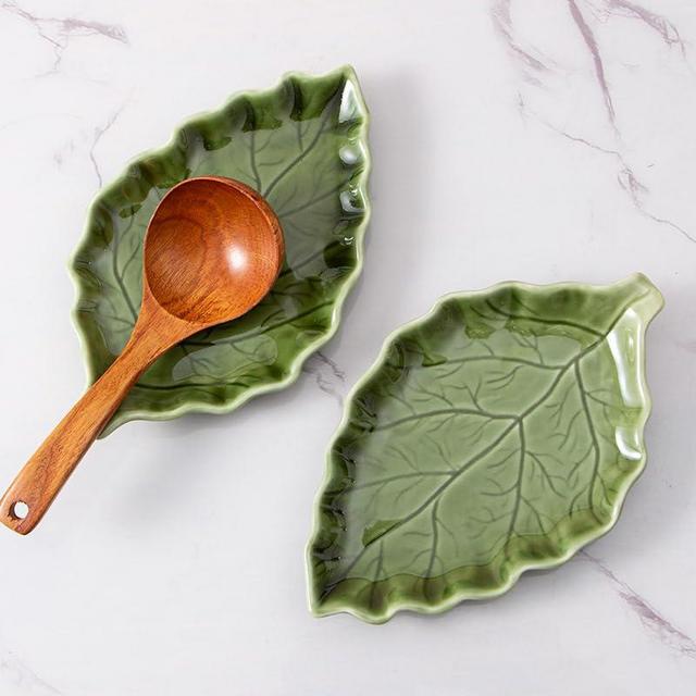 YumiPLUS Ceramic Leaf Spoon rest for Cooking, Cute Green Cooking Spoon Holder for Stove Top,Large Porcelain Spatula Rest for Kitchen Counter,Farmhouse Kitchen Decor Gift (green)