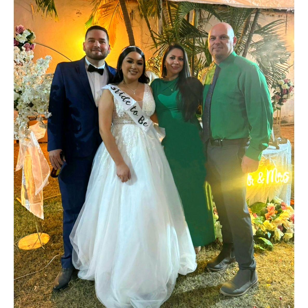 En la boda de mi niña hermosa!