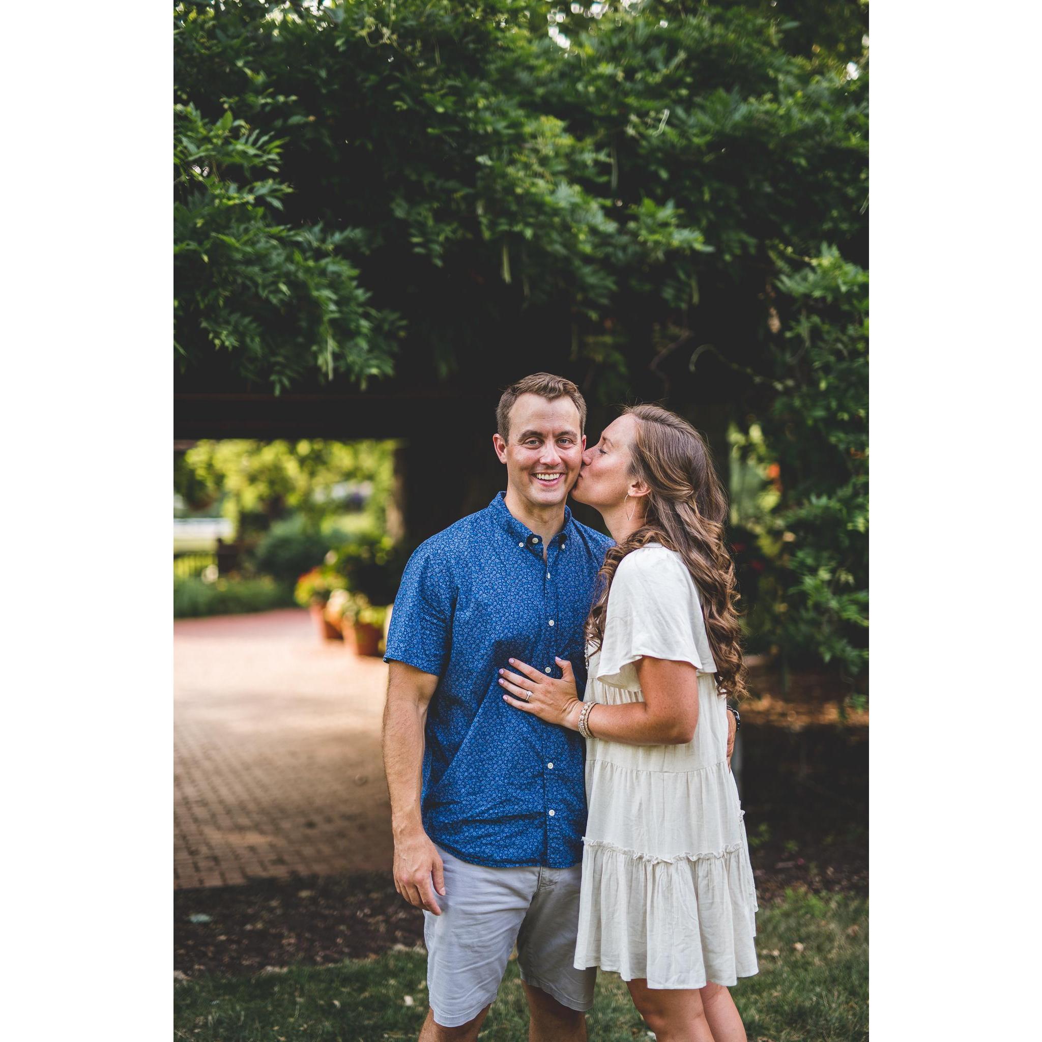 Engagement photos by the incredible Kealy Creative!