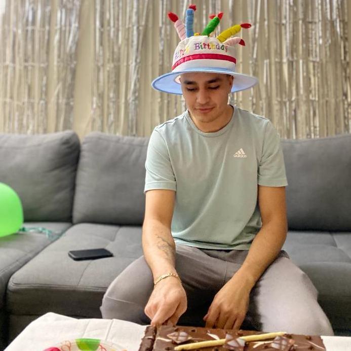 🎂 Cumple 26 de Alex. Primer cumpleaños juntos en Canadá, un día mágico, lleno de amor, y sonrisas.