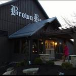 Brown Barn brew & que