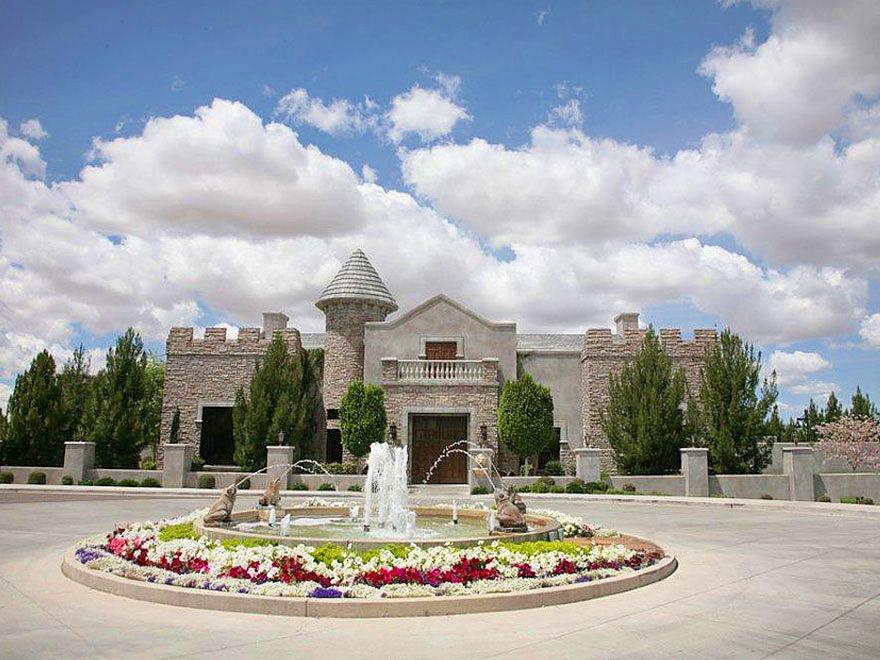 The Wedding Website of Shawn Proano and Salma Castaneda