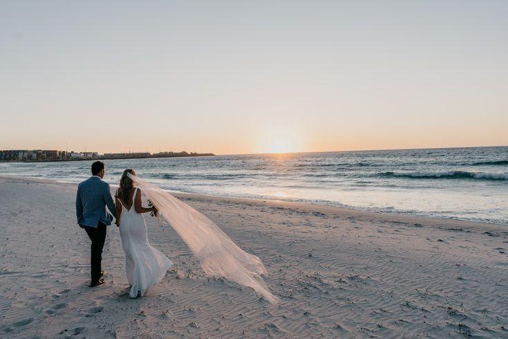 The Wedding Website of Ellie Harrop and Jake Mangels