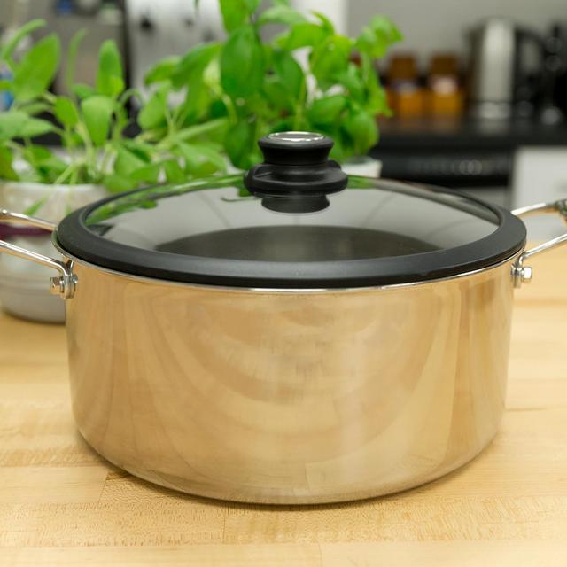 Black Cube Hybrid Stockpot with Lid