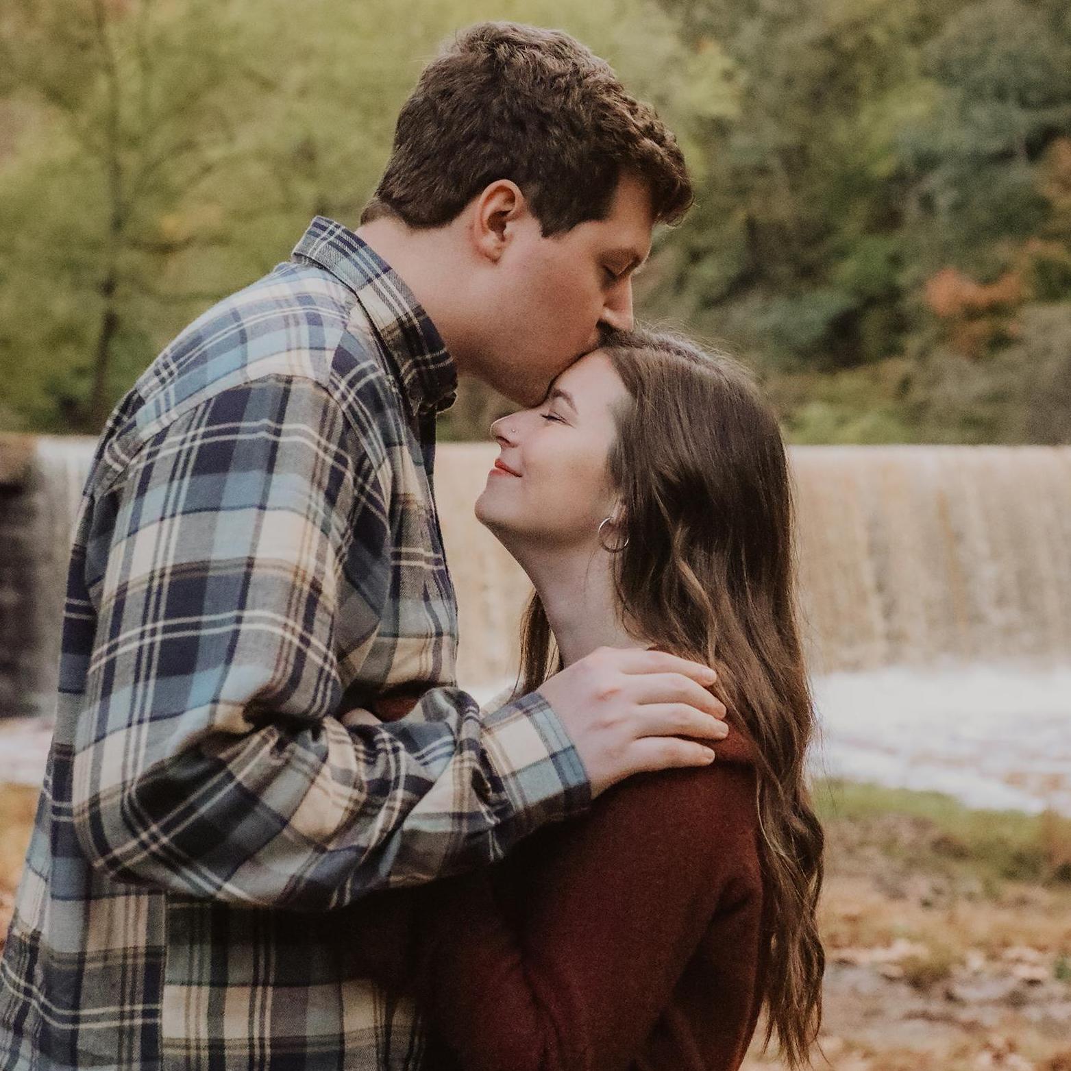 Fall 2019 - Engagement photos :)